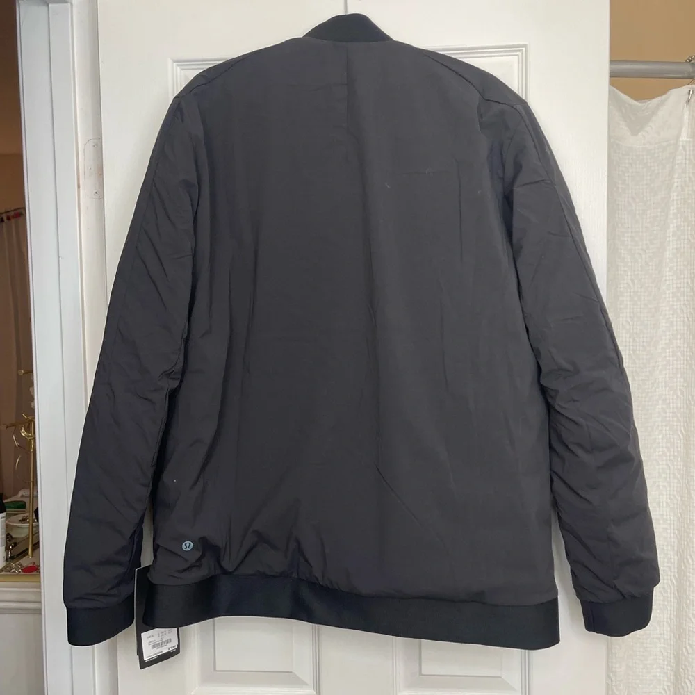 Lululemon Black Bomber XL - Picture 7 of 8